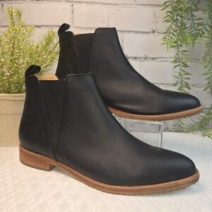 NISOLO EVA EVERYDAY CHELSEA BOOT BLACK LEATHER SIDE STRETCH WOMENS 10 EUC